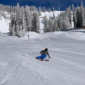 Image post by @skitaos on Instagram