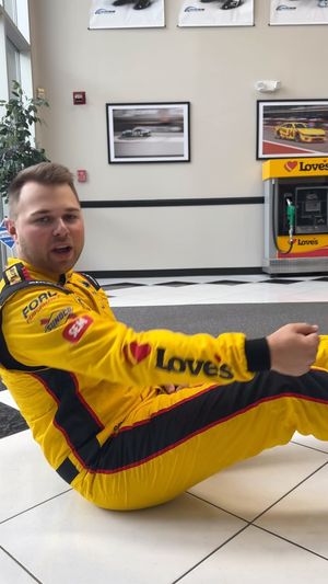 Video post by @FrontRowMotorsports on Facebook