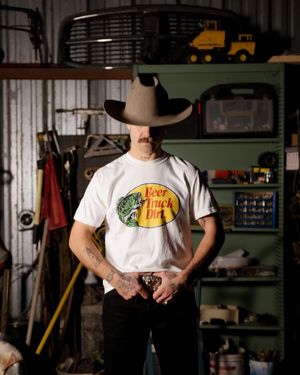 Image post by @lukewhitelukewhite on Instagram