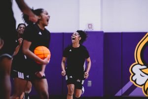 Image post by @ecuwbb on Instagram