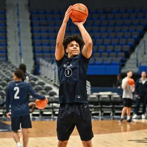 Image post by @novambb on Instagram