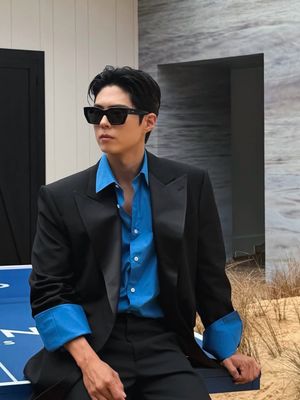 Image post by @ellemenhk on Instagram