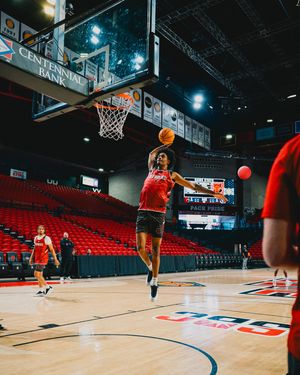 Image post by @astatemb on Instagram