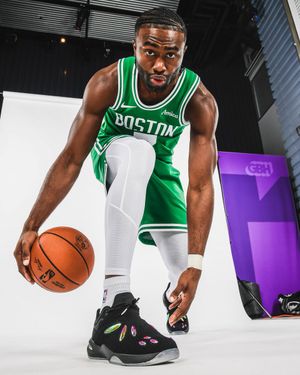 Image post by @celtics on Twitter