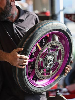 Image post by @motoamerica on Instagram