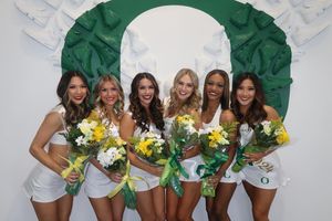 Image post by @oregoncheer on Instagram