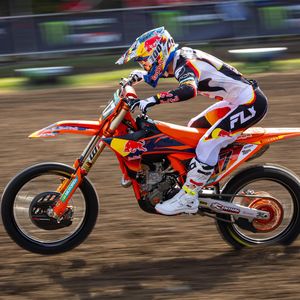 Image post by @racerxonline on Instagram