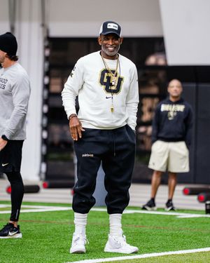 Image post by @cubuffsfootball on Instagram