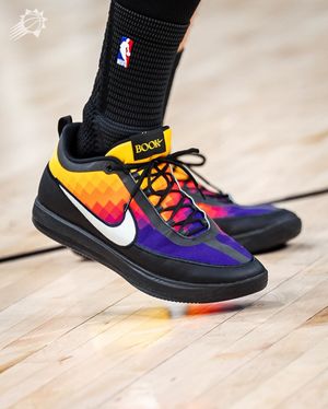 Image post by @suns on Instagram