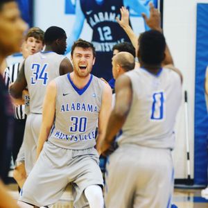 Image post by @uahchargers on Instagram