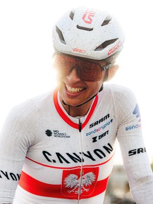 Image post by @wmncycling on Instagram