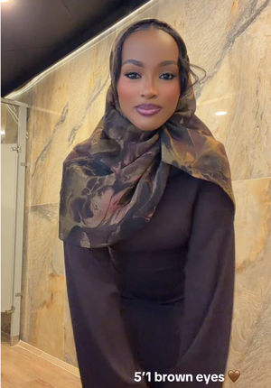 Video post by @doseofkhadija on TikTok