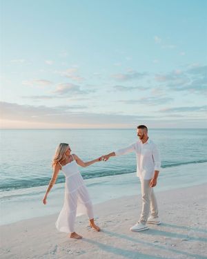 Image post by @maddiesswfphotography on Facebook