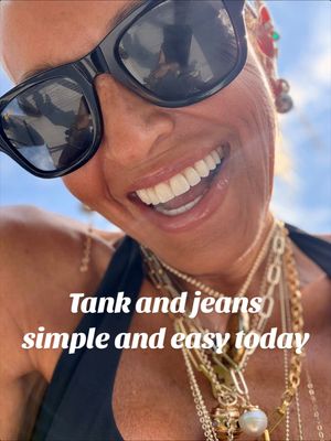 Video post by @shop.with.caroline on TikTok