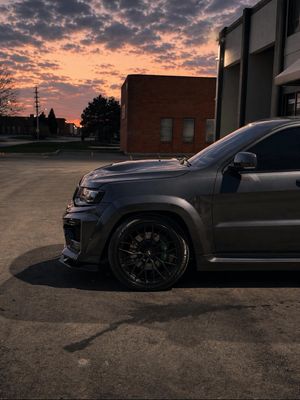 Image post by @rhino_srt8 on Instagram