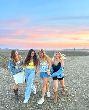 Image post by @mizzoupha on Instagram