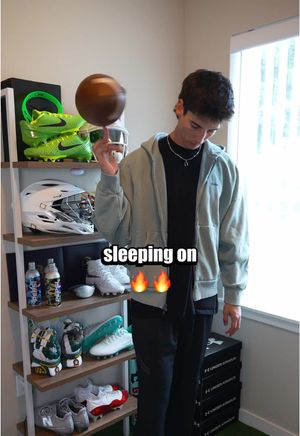 Video post by @sidelinedevon on TikTok