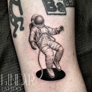 Image post by @christina.lineartattoo on Instagram