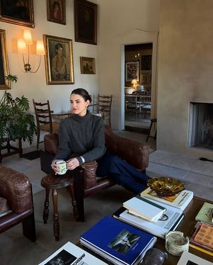 Image post by @elenataber on Instagram