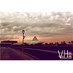 Image post by @vonharrisproductions on Instagram