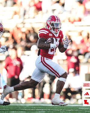 Image post by @RaginCajunsFB on Twitter/X