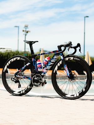 Image post by @wmncycling on Instagram