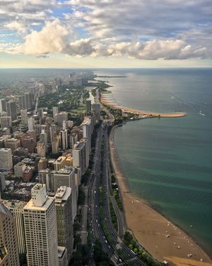 Image post by @360chicago on Twitter