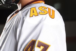 Image post by @SunDevilHockey on Twitter
