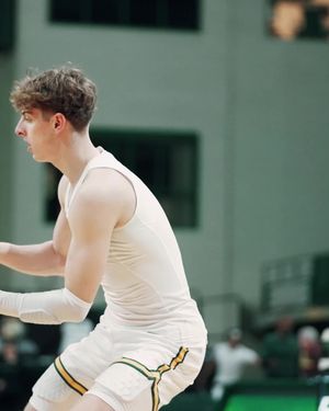 Image post by @wsu_mbb on Instagram