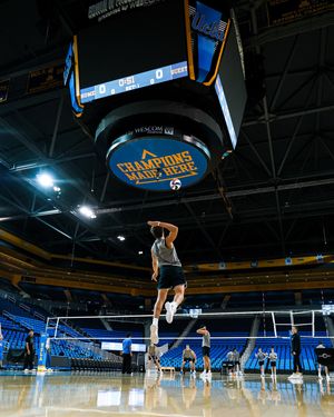 Image post by @uclamvb on Instagram