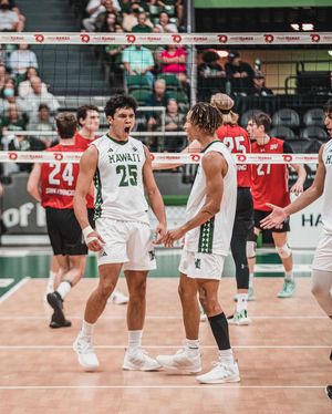Image post by @hawaiiathletics on Instagram