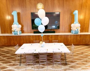 Image post by @partyup_balloons_by_melissa on Instagram