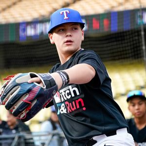 Image post by @rangersya on Instagram