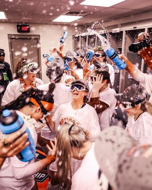 Image post by @texasvolleyball on Instagram