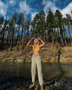 Image post by @taylorchocek on Instagram