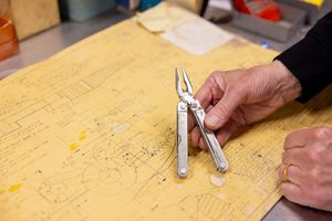 Image post by @leathermantools on Instagram
