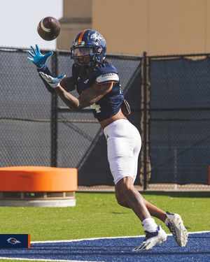 Image post by @UTSAFTBL on Twitter