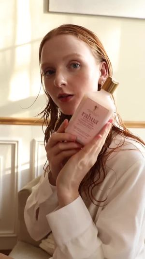 Video post by @RahuaBeauty on Facebook