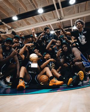Image post by @drewleague on Instagram
