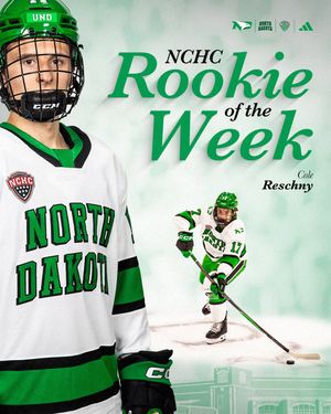 Image post by @undmhockey on Instagram