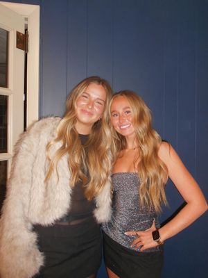 Image post by @sydneyhosick on Instagram