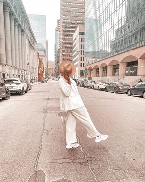 Image post by @wherenextella on Instagram