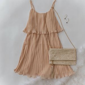 Image post by @shopfillyflair on Instagram