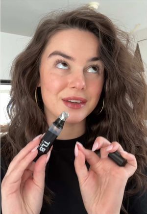 Video post by @thelipbar on TikTok