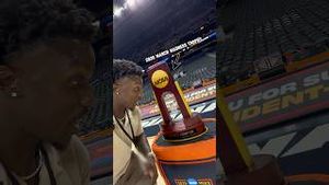 Video post by @hamilt0njr on YouTube