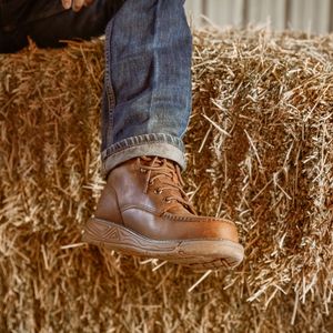 Image post by @justinboots_ on Instagram