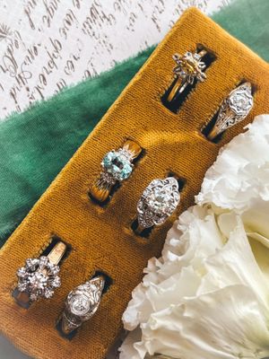 Image post by @maejeanvintage on Instagram