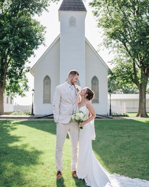 Image post by @alybaylissphotography on Instagram