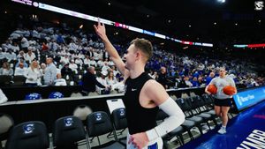 Video post by @bluejaymbb on Facebook