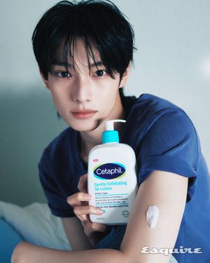 Image post by @esquire.korea on Instagram